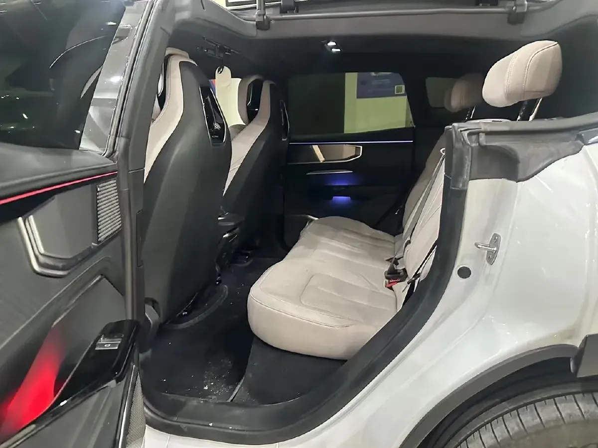 2023 HiPhi Y BEV 76.6KWH,autocango,china used car exporter,china ev exporter,chinese used car exporter,chinese used ev exporter