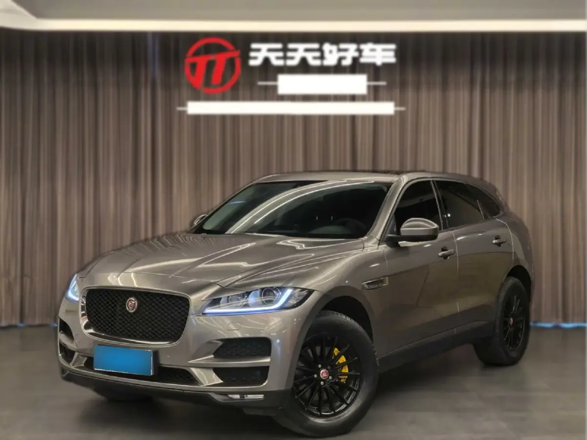 2018 Jaguar F-PACE 2.0T 250HP L4 8AT