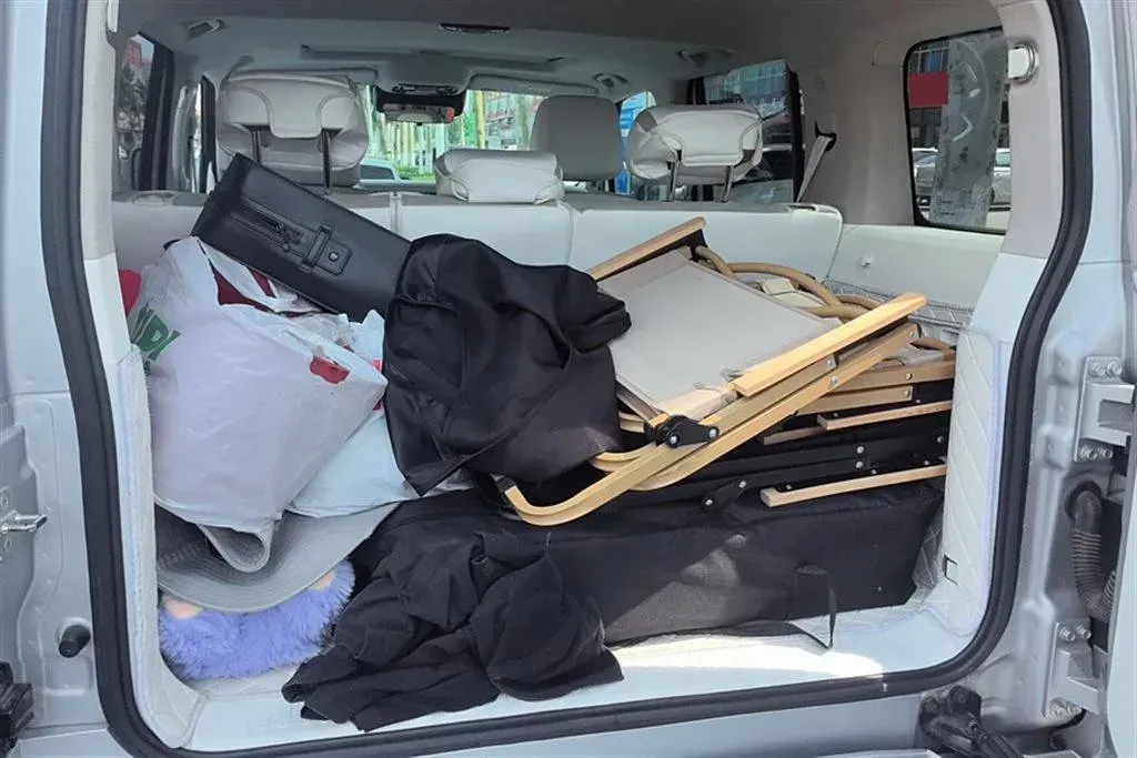 2021 Cyberspace 300 2.0T 227HP L4 8AT,autocango,china used car exporter,china ev exporter,chinese used car exporter,chinese used ev exporter