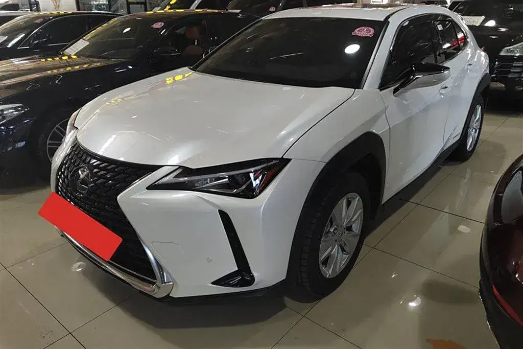 2020 Lexus UX 2.0L 146HP L4 E-CVT Hybrid