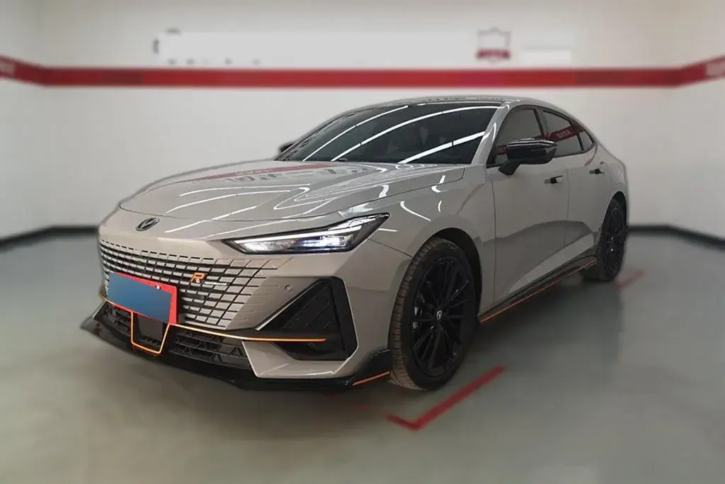 2022 ChangAn UNI-V 1.5T 188HP L4 7DCT