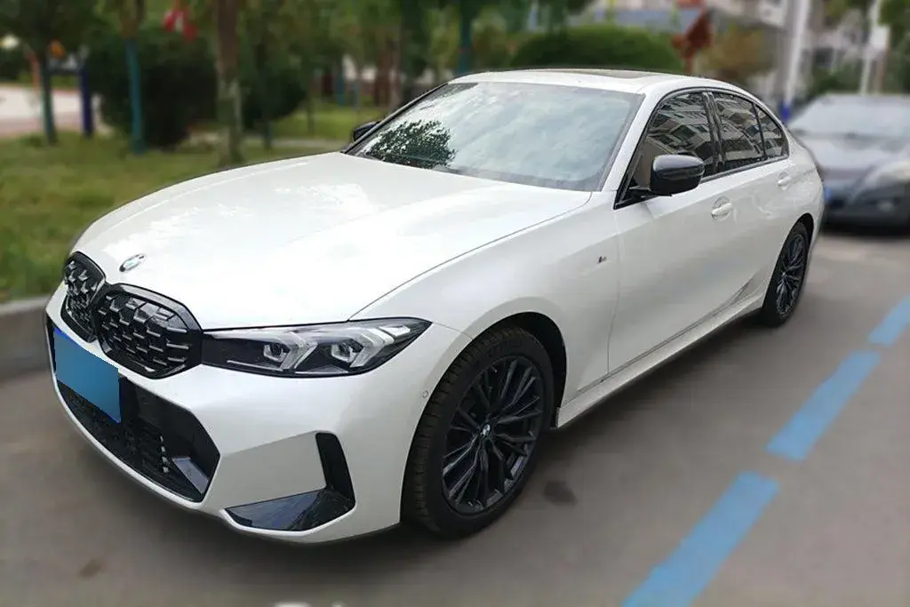 2024 BMW 3 Series 2.0T 184HP L4 8AT