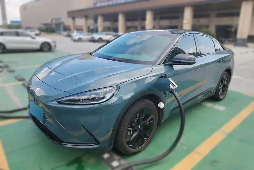 2023 ARCFOX αS BEV 93.6KWH