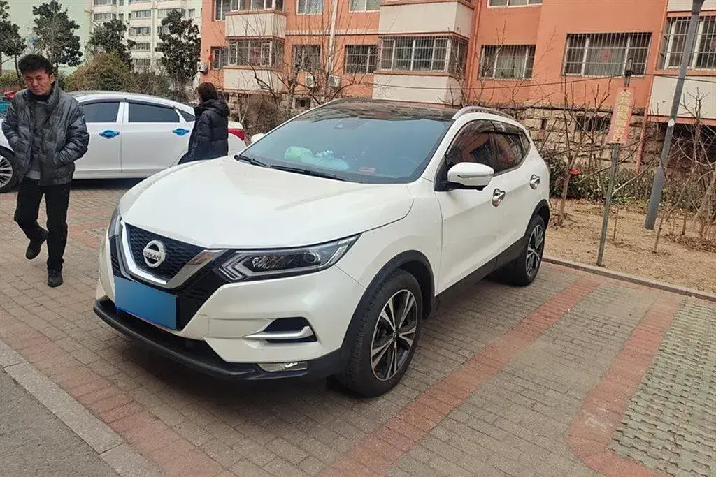 2022 Nissan Qashqai 2.0L 151HP L4 CVT