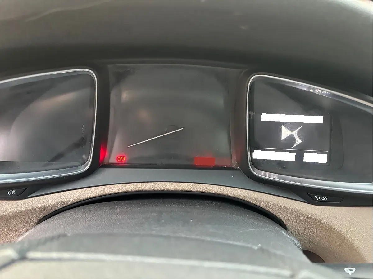 2017 DS 6 1.6T 167HP L4 6AT,autocango,china used car exporter,china ev exporter,chinese used car exporter,chinese used ev exporter