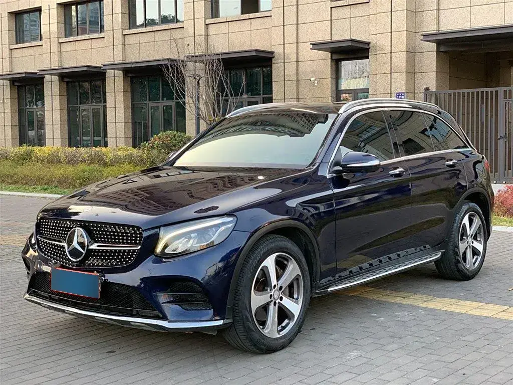 2017 Mercedes-Benz GLC Class 2.0T 211HP L4 9AT