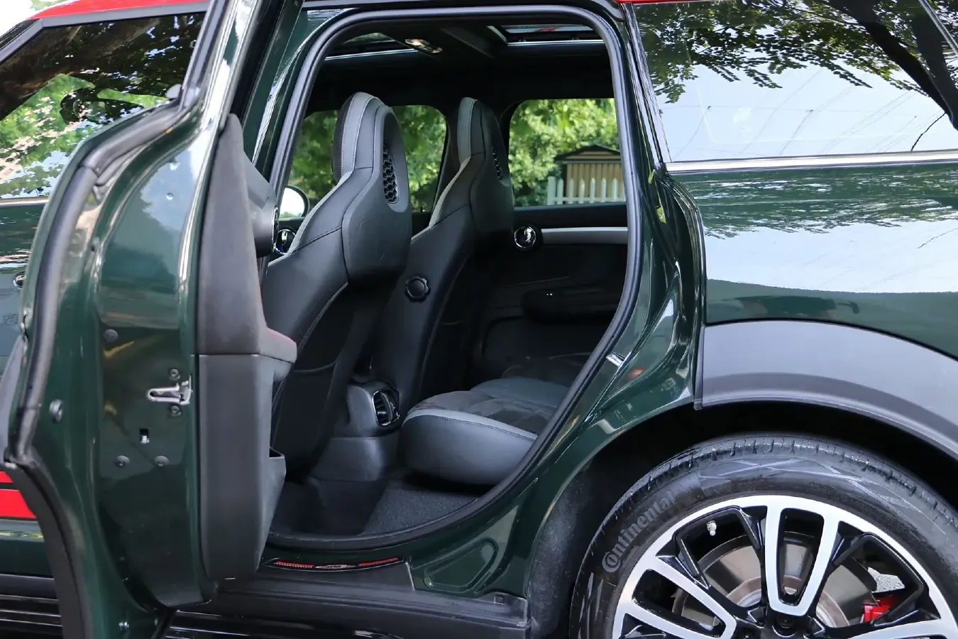 2021 MINI JCW COUNTRYMAN 2.0T 272HP L4 8AT,autocango,china used car exporter,china ev exporter,chinese used car exporter,chinese used ev exporter