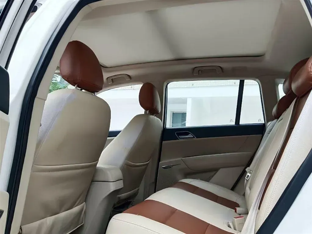 2017 Zotye Damy X5 1.6L 116HP L4 5MT,autocango,china used car exporter,china ev exporter,chinese used car exporter,chinese used ev exporter