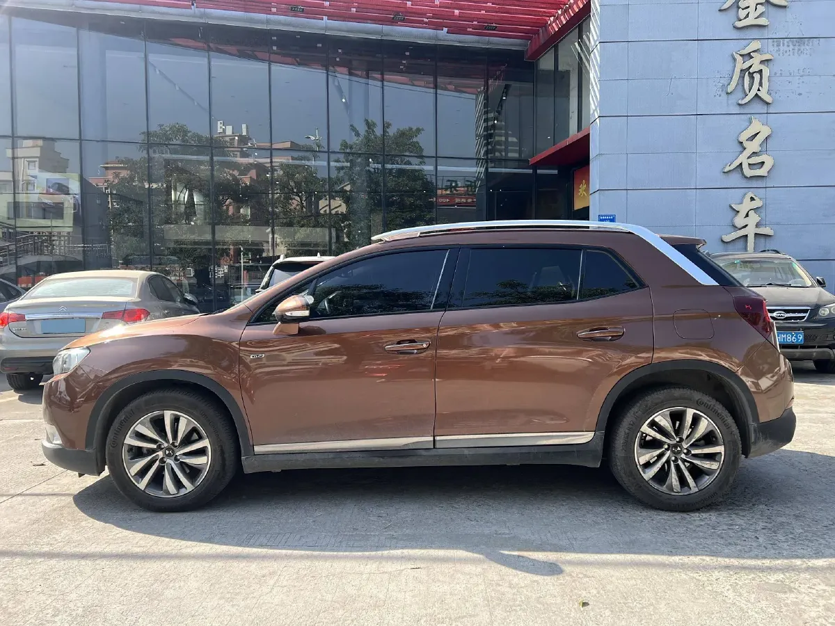 2014 DS 6 1.6T 167HP L4 6AT,autocango,china used car exporter,china ev exporter,chinese used car exporter,chinese used ev exporter