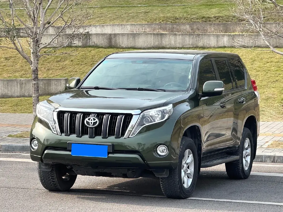 2014 Toyota Land Cruiser Prado 2.7L 163HP L4 5MT