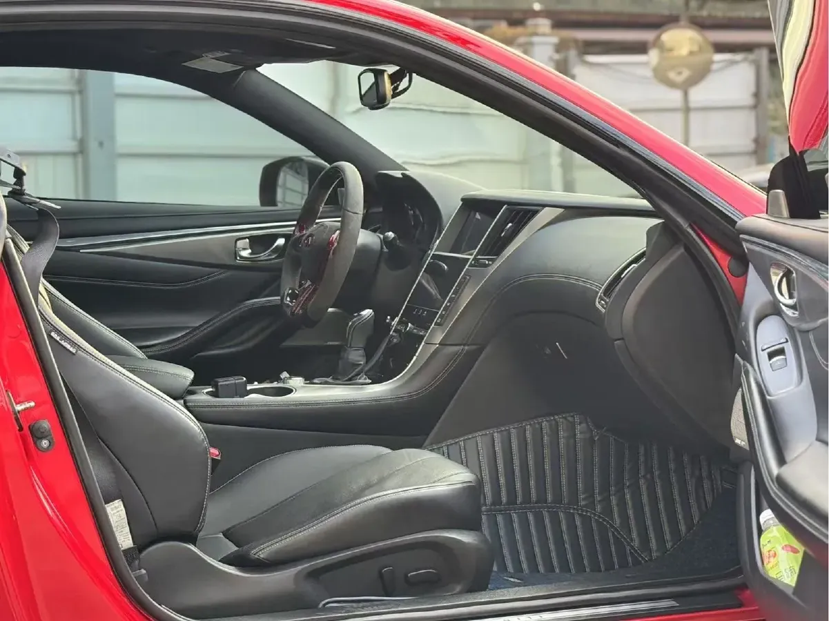 2017 Infiniti Q60 2.0T 211HP L4 7AT,autocango,china used car exporter,china ev exporter,chinese used car exporter,chinese used ev exporter