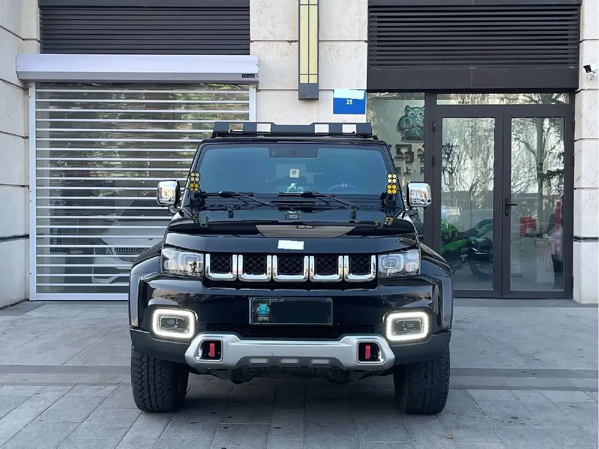 2018 BeiJing BJ40 2.3T 250HP L4 6AT