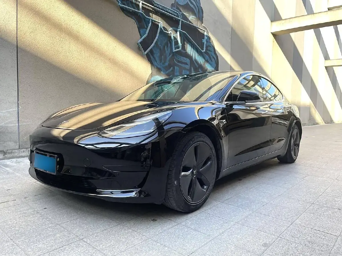 2020 Tesla Model 3 BEV 52KWH