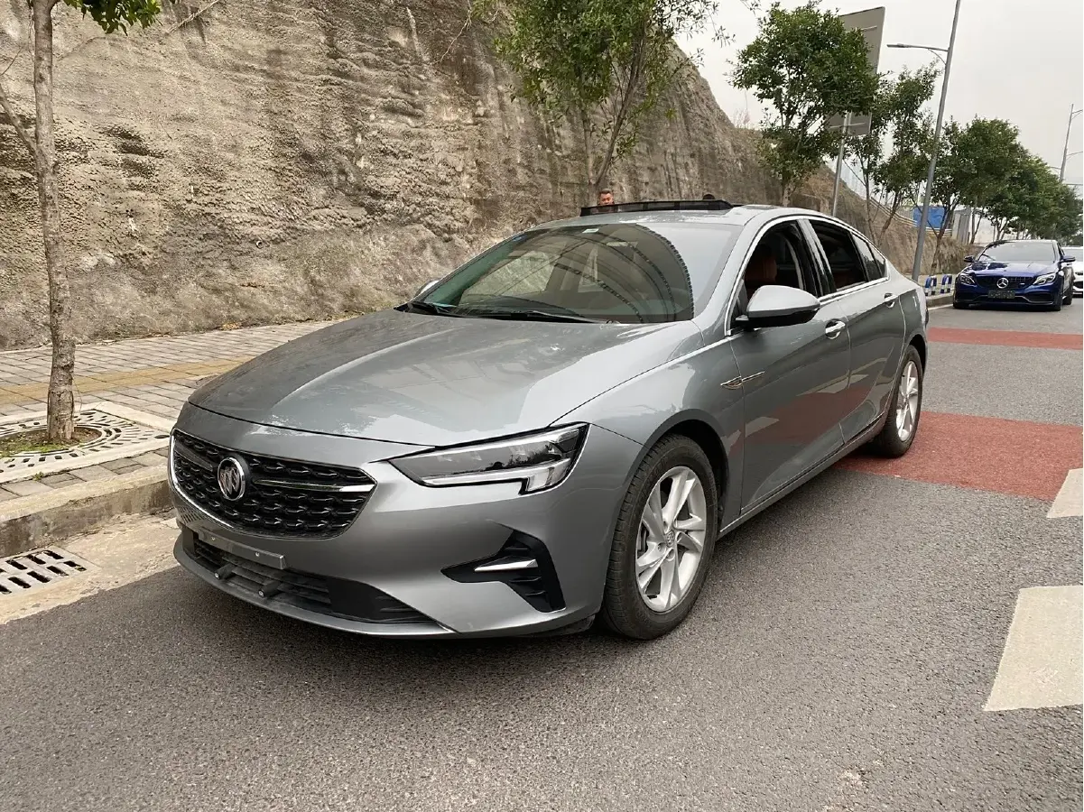 2023 Buick Regal 1.5T 169HP L4 9AT