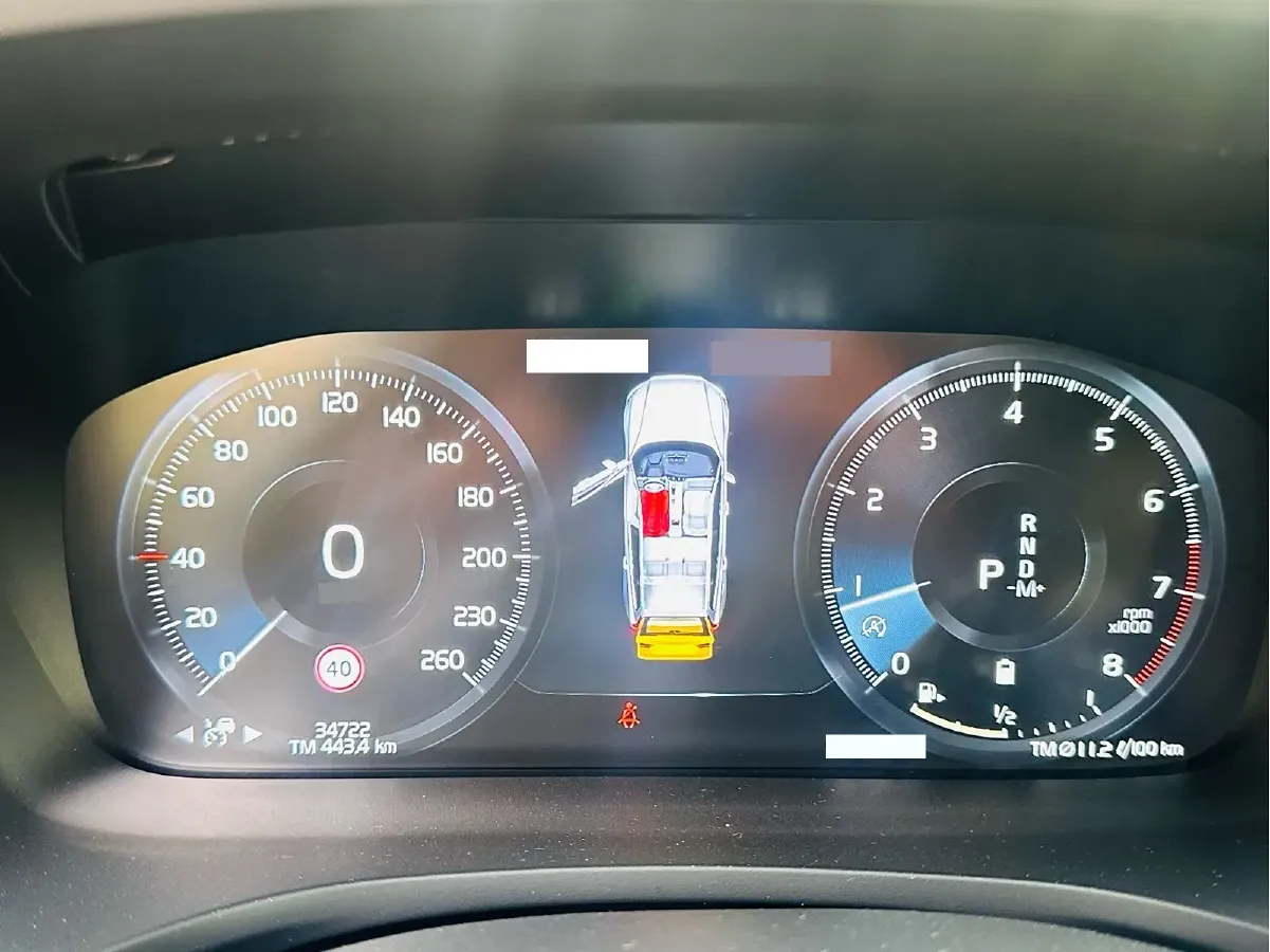 2022 Volvo V60 2.0T 250HP L4 8AT,autocango,china used car exporter,china ev exporter,chinese used car exporter,chinese used ev exporter