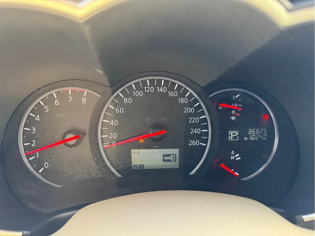 2015 Nissan Quest 3.5L 277HP V6 CVT,autocango,china used car exporter,china ev exporter,chinese used car exporter,chinese used ev exporter