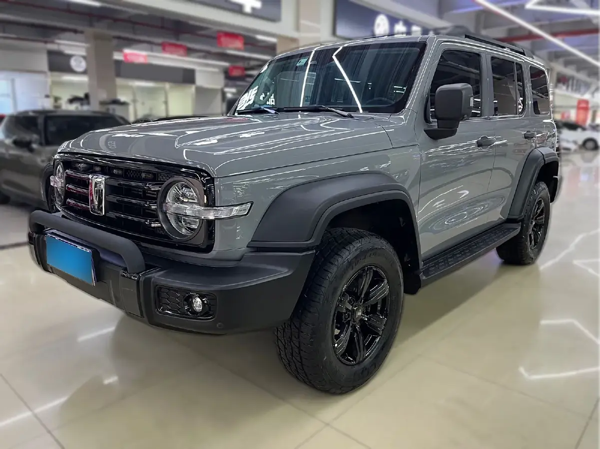 2021 Tank 300 2.0T 227HP L4 8AT