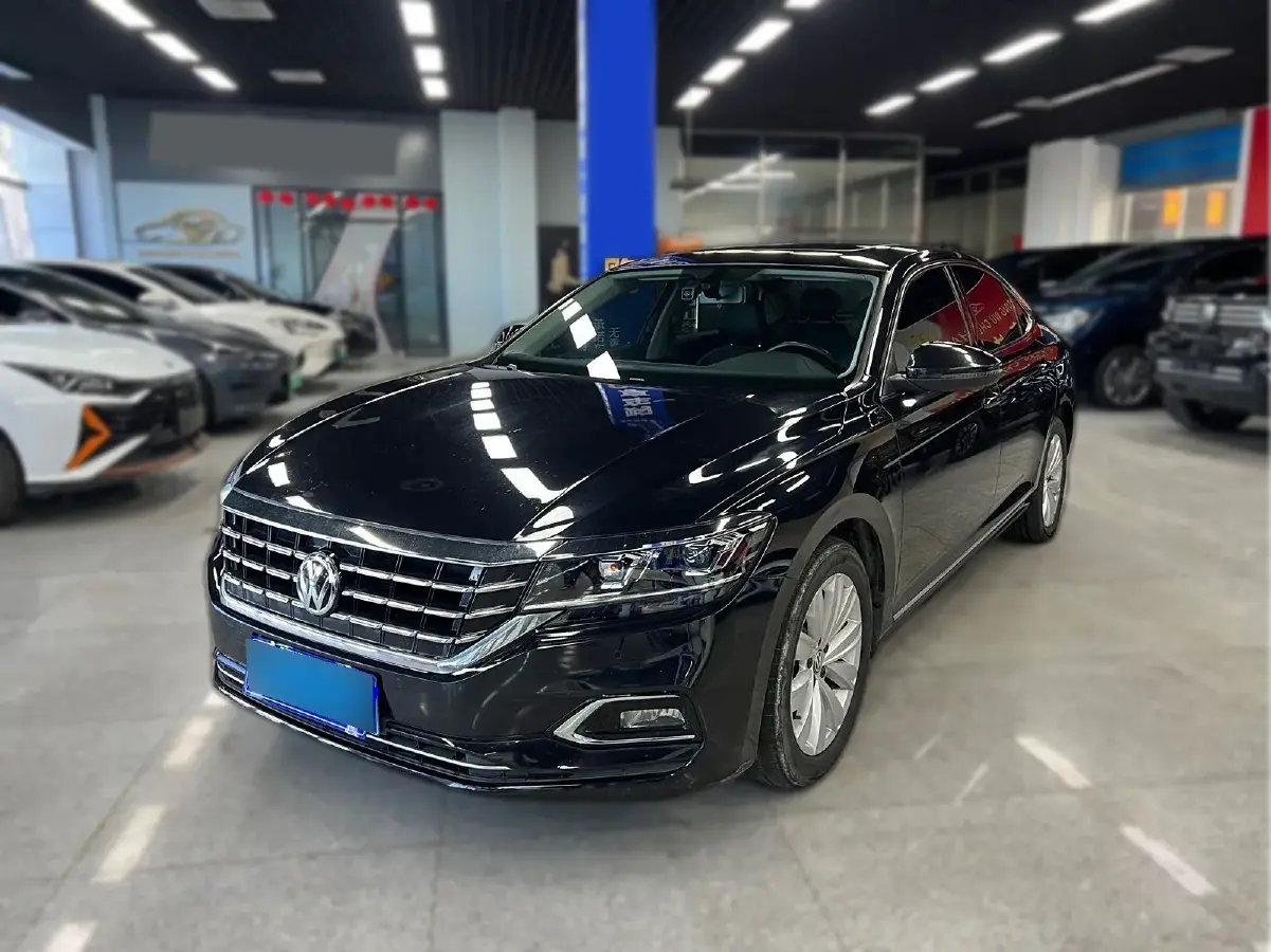 2019 Volkswagen Passat 1.4T 150HP L4 7DCT