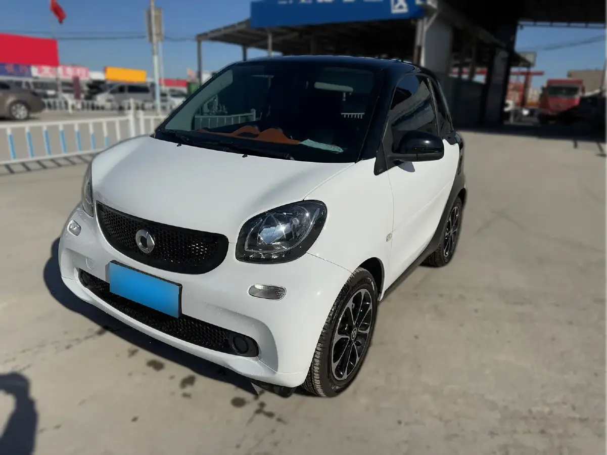 2015 Smart smart fortwo 1.0L 71HP L3 6DCT