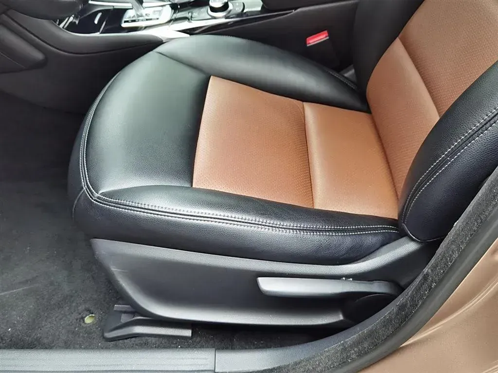 2017 Infiniti QX30 1.6T 156HP L4 7DCT,autocango,china used car exporter,china ev exporter,chinese used car exporter,chinese used ev exporter