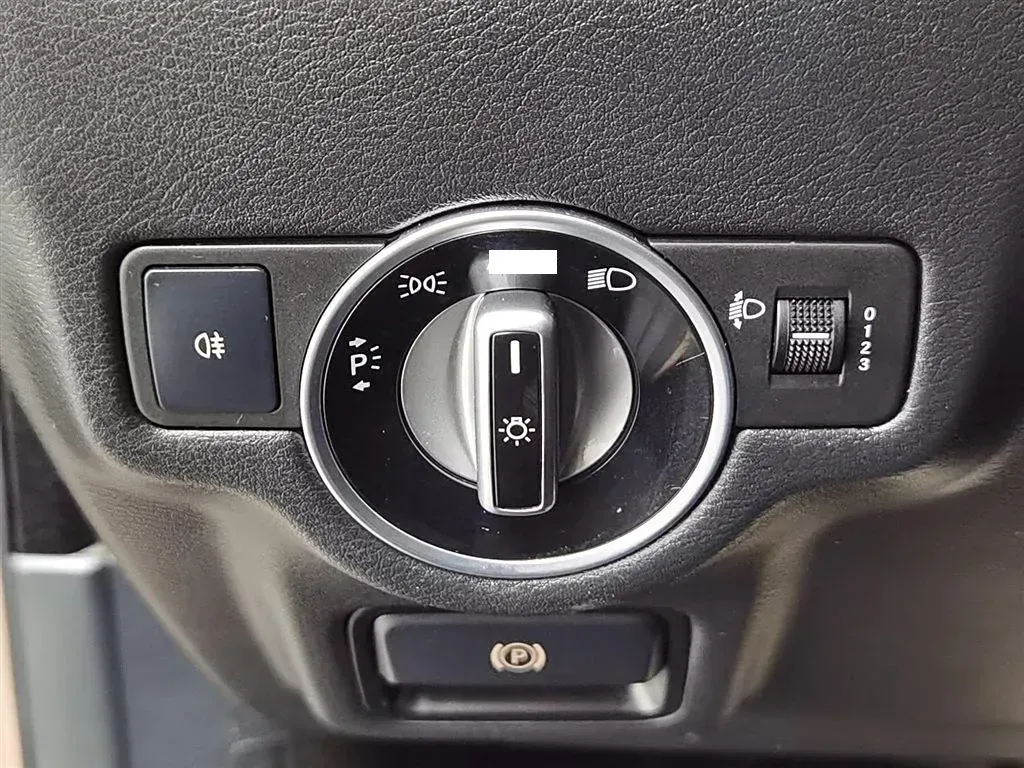 2017 Infiniti QX30 1.6T 156HP L4 7DCT,autocango,china used car exporter,china ev exporter,chinese used car exporter,chinese used ev exporter