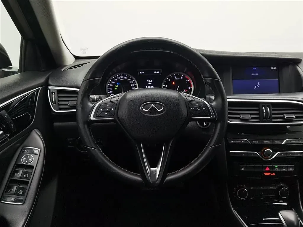 2017 Infiniti QX30 1.6T 156HP L4 7DCT,autocango,china used car exporter,china ev exporter,chinese used car exporter,chinese used ev exporter