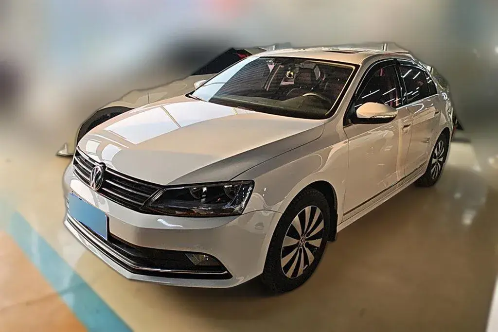 2018 Volkswagen Sagitar 1.6L 110HP L4 6AT