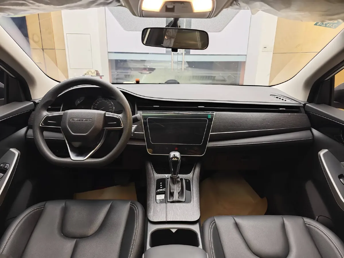 2021 Venucia D60 1.6L 122HP L4 CVT,autocango,china used car exporter,china ev exporter,chinese used car exporter,chinese used ev exporter