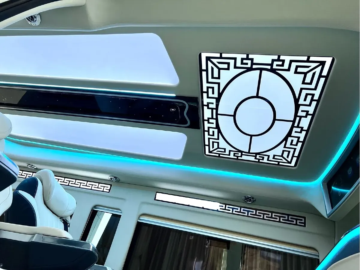 2011 Toyota Hiace 2.7L 154HP L4 5MT,autocango,china used car exporter,china ev exporter,chinese used car exporter,chinese used ev exporter