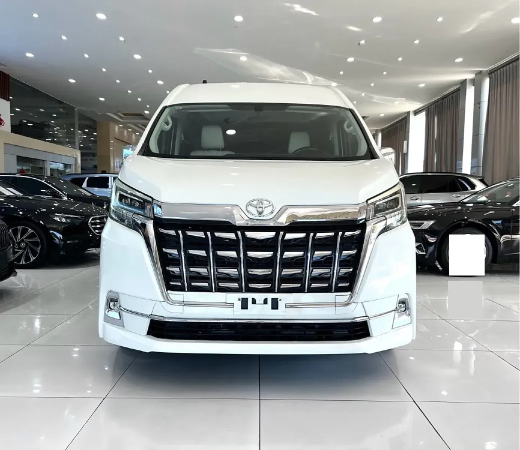 2011 Toyota Hiace 2.7L 154HP L4 5MT,autocango,china used car exporter,china ev exporter,chinese used car exporter,chinese used ev exporter