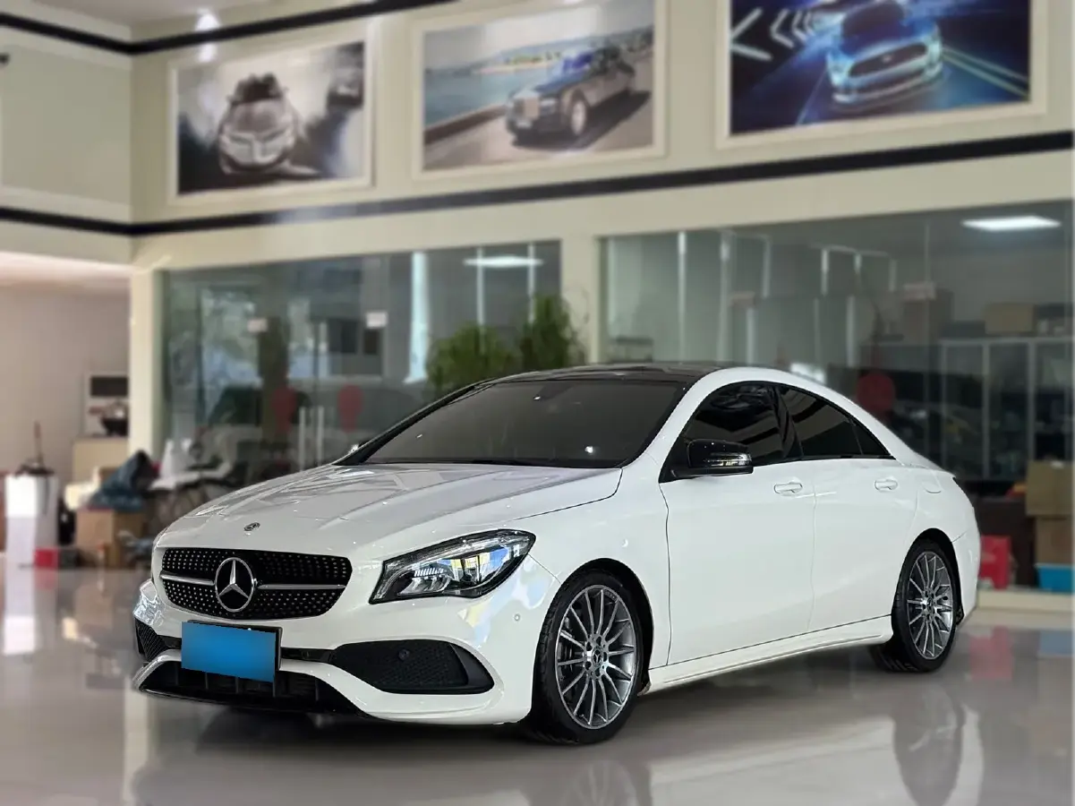 2018 Mercedes-Benz CLA Class 2.0T 184HP L4 7DCT
