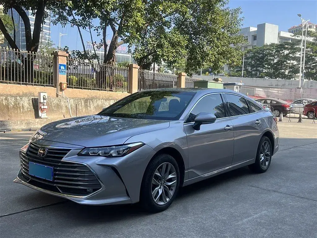2019 Toyota Avalon 2.0L 178HP L4 CVT