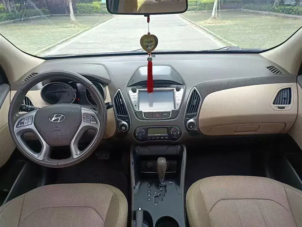 2013 Hyundai ix35 2.0L 165HP L4 6AT