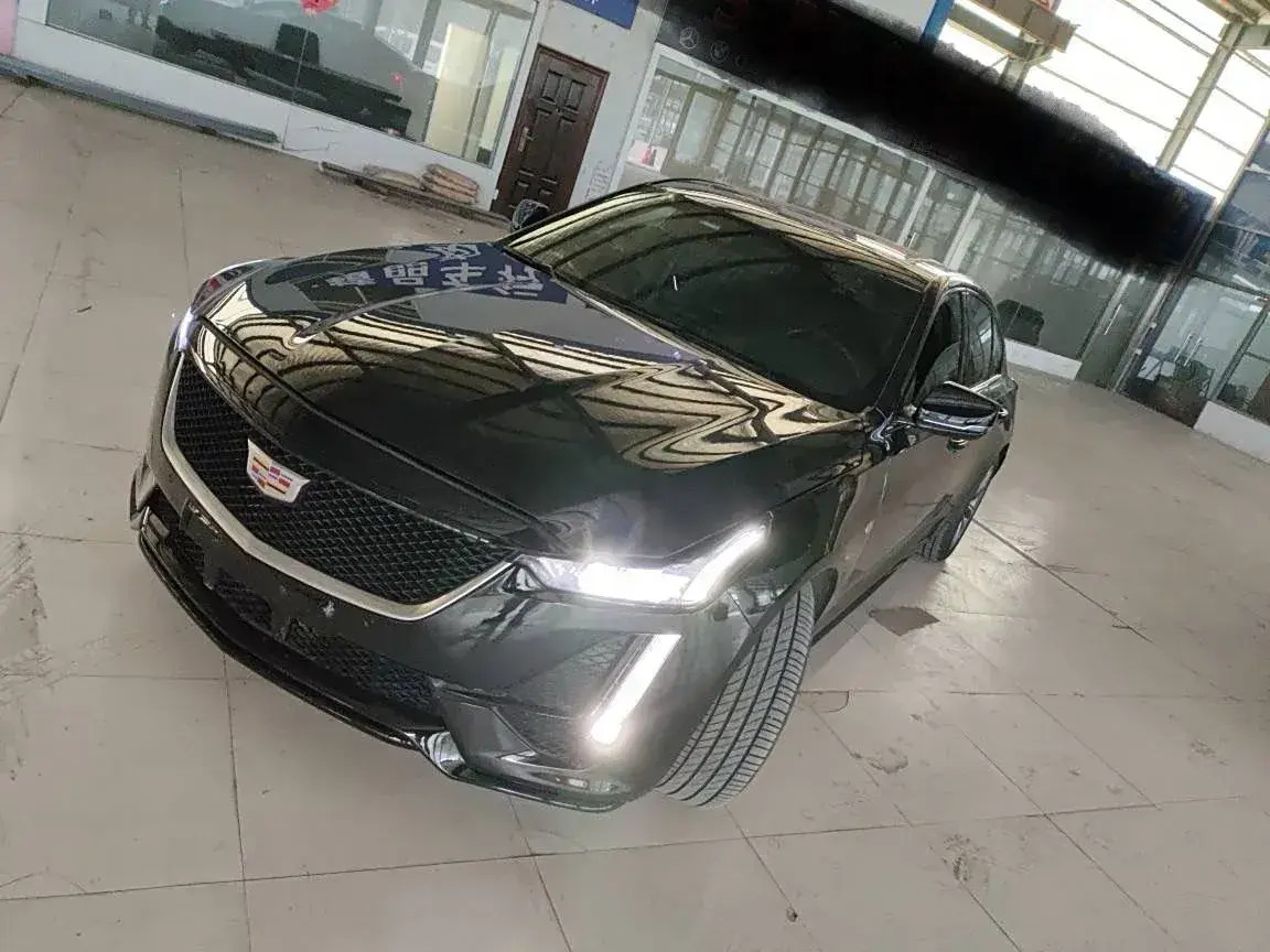 2020 Cadillac CT5 2.0T 241HP L4 10AT