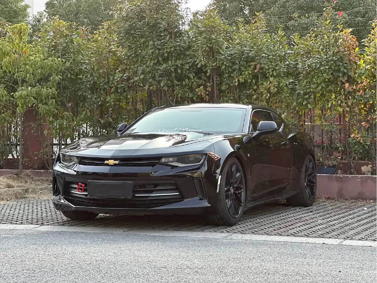 2017 Chevrolet Camaro 2.0T 275HP L4 8AT