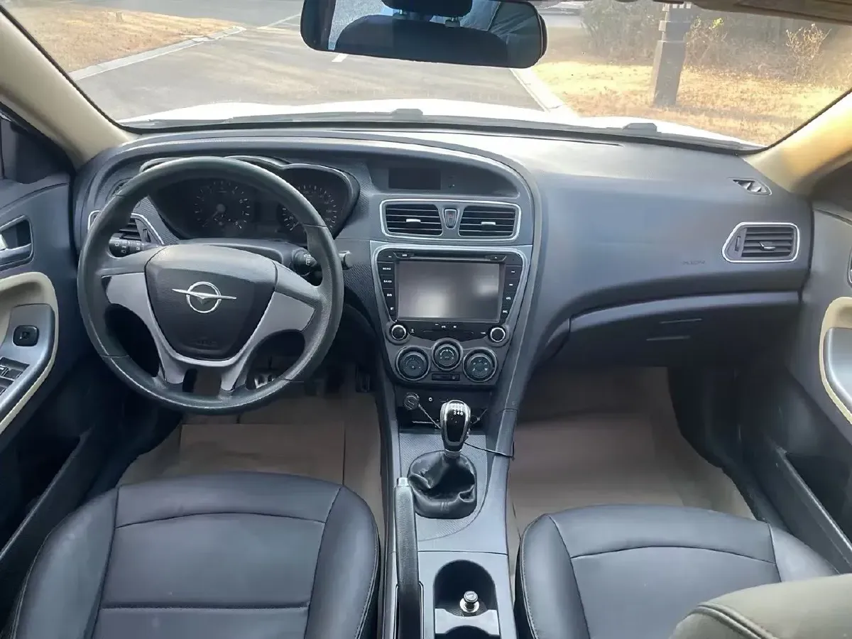 2014 HaiMa Family 1.6L 125HP L4 6MT,autocango,china used car exporter,china ev exporter,chinese used car exporter,chinese used ev exporter