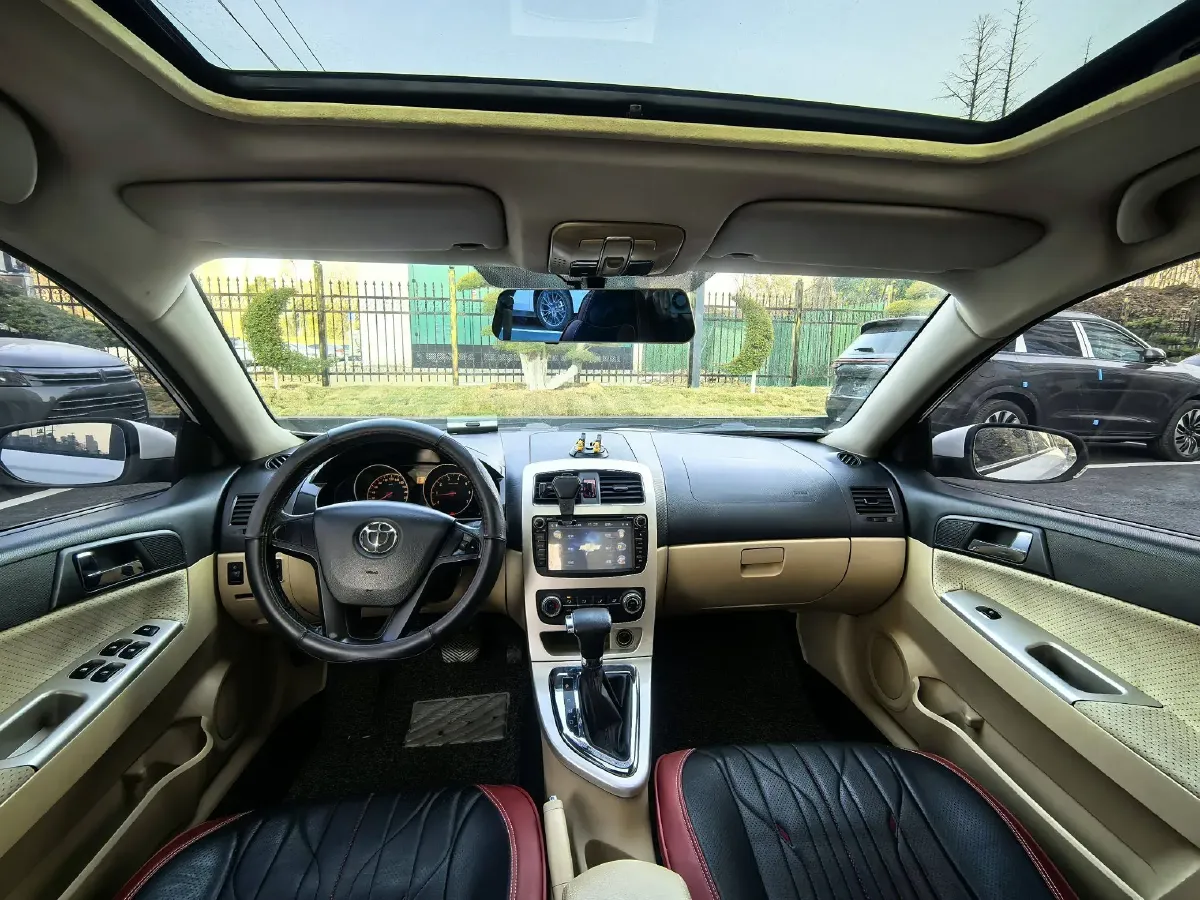 2013 Brilliance Auto H330 1.5L 105HP L4 4AT,autocango,china used car exporter,china ev exporter,chinese used car exporter,chinese used ev exporter