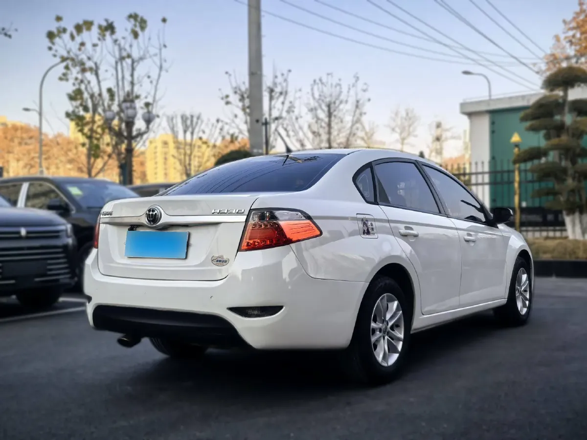 2013 Brilliance Auto H330 1.5L 105HP L4 4AT,autocango,china used car exporter,china ev exporter,chinese used car exporter,chinese used ev exporter