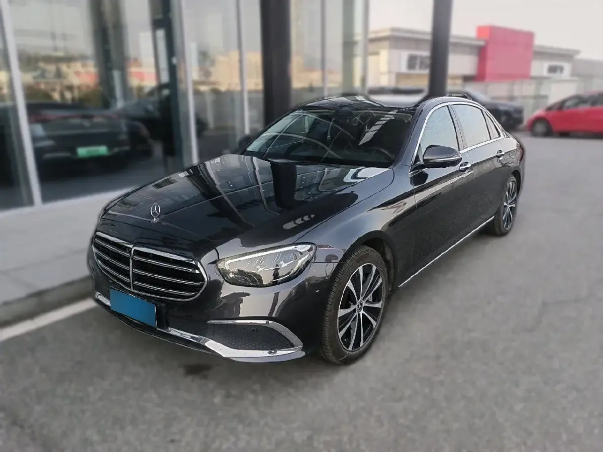 2021 Mercedes-Benz E Class 2.0T 211HP L4 9AT PHEV 25.4KWH