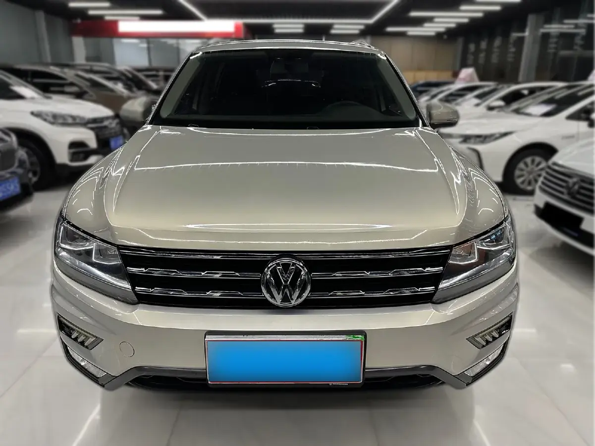 2019 Volkswagen Tiguan L 2.0T 186HP L4 7DCT