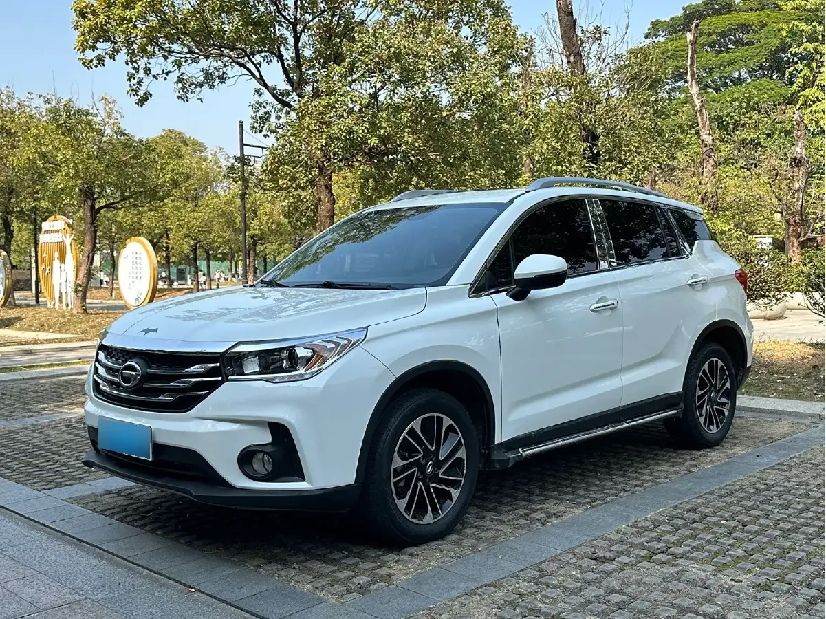 2015 GAC Trumpchi GS4 1.3T 137HP L4 5MT