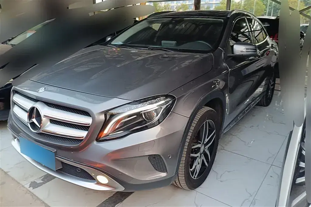 2016 Mercedes-Benz GLA Class 2.0T 184HP L4 7DCT