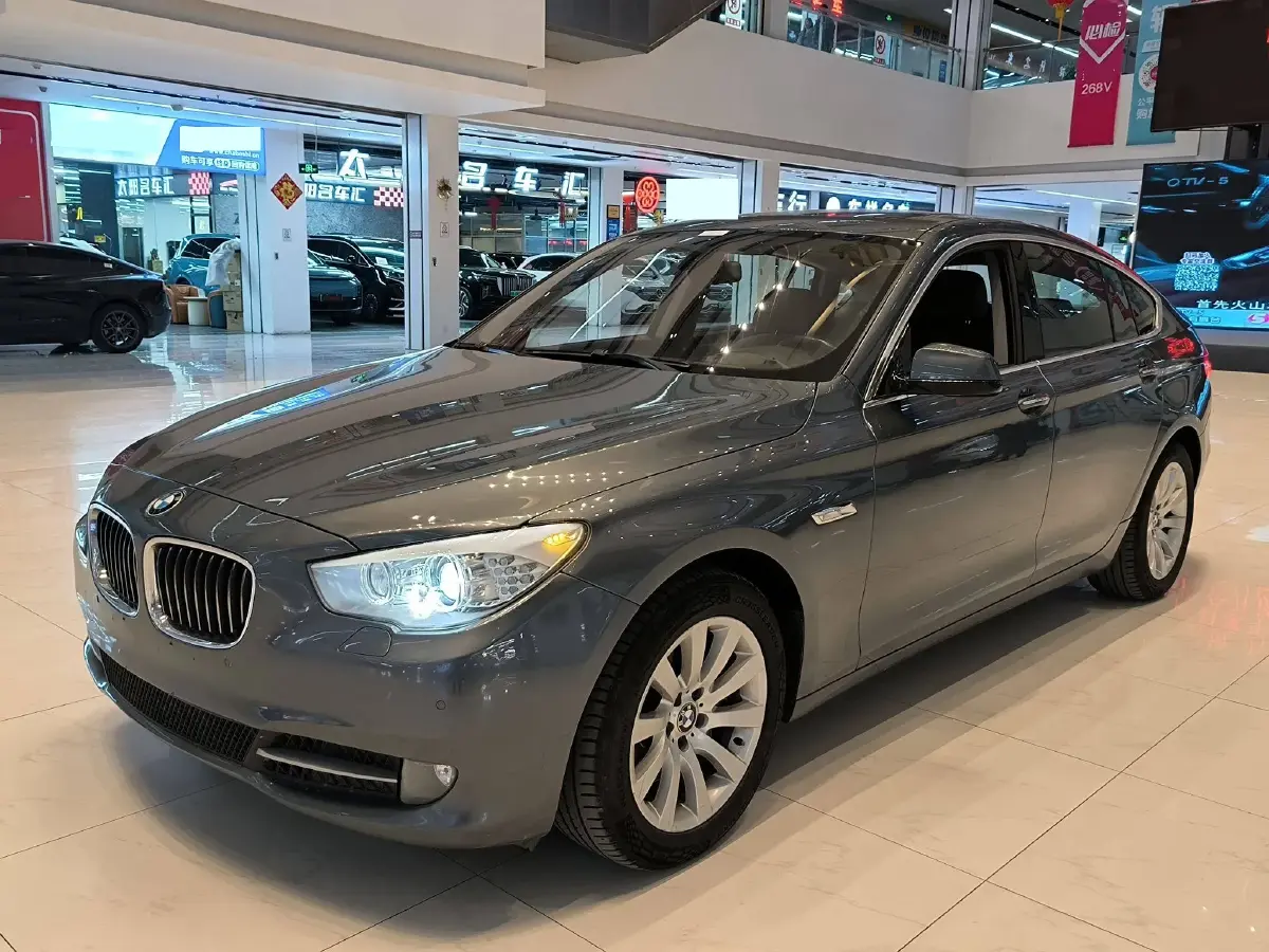 2010 BMW 5 Series GT 3.0T 306HP L6 8AT