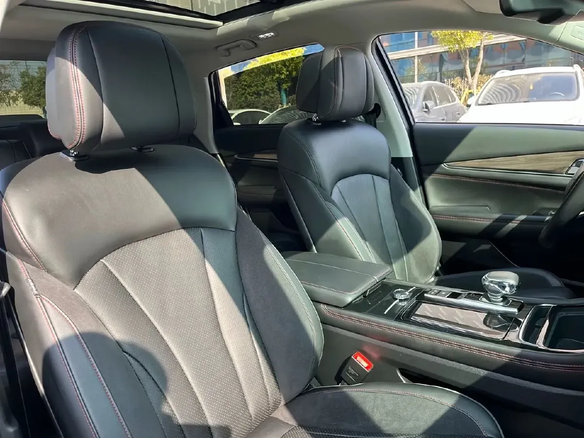 2020 GAC Trumpchi GA8 2.0T 252HP L4 6AT,autocango,china used car exporter,china ev exporter,chinese used car exporter,chinese used ev exporter