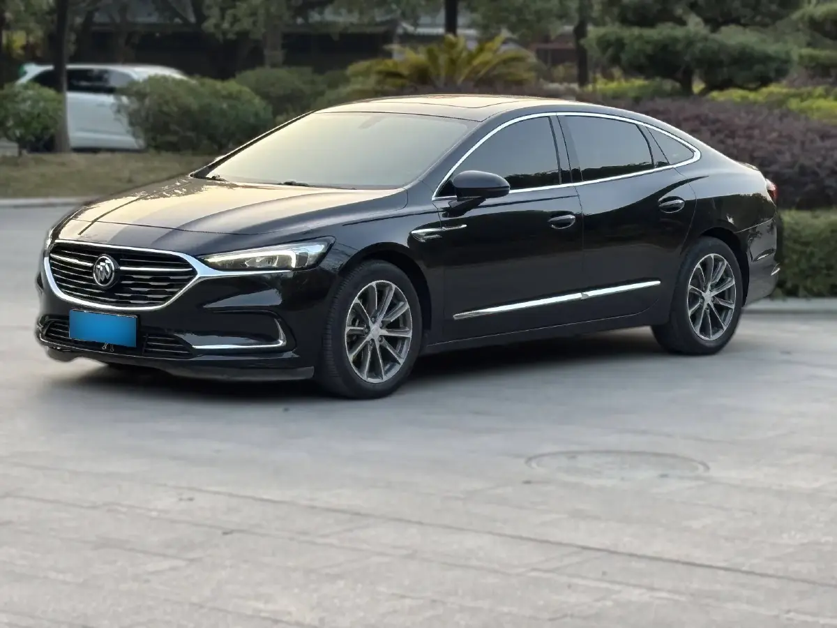 2019 Buick Larcosse 2.0T 241HP L4 9AT
