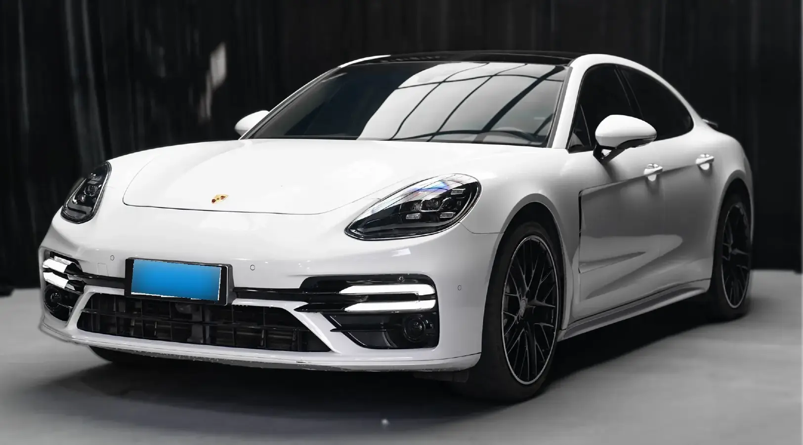 2017 Porsche Panamera 3.0T 330HP V6 8DCT