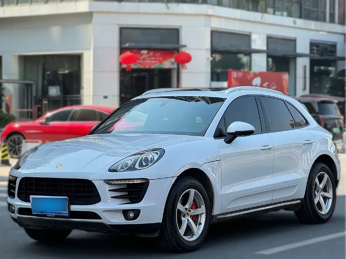 2016 Porsche Macan 2.0T 237HP L4 7DCT