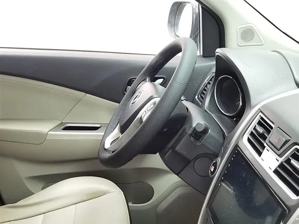 2016 DongFeng Forthing S500 1.6L 122HP L4 CVT,autocango,china used car exporter,china ev exporter,chinese used car exporter,chinese used ev exporter