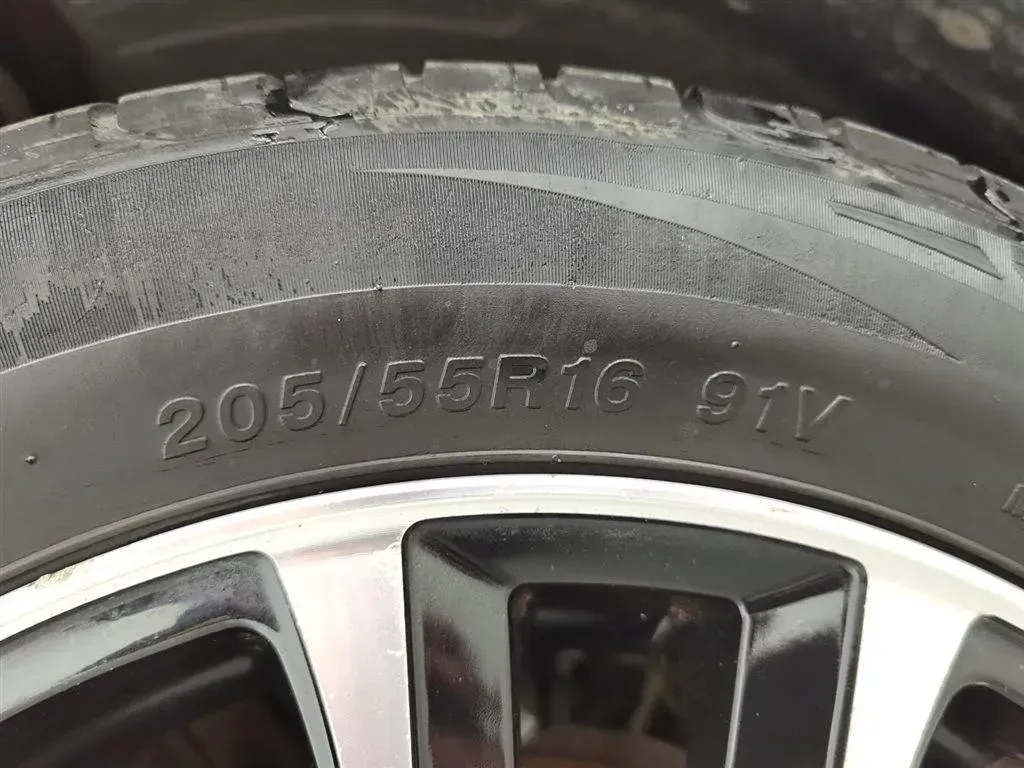 2016 DongFeng Forthing S500 1.6L 122HP L4 CVT,autocango,china used car exporter,china ev exporter,chinese used car exporter,chinese used ev exporter