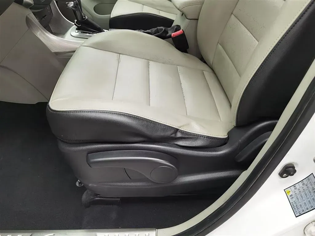 2016 DongFeng Forthing S500 1.6L 122HP L4 CVT,autocango,china used car exporter,china ev exporter,chinese used car exporter,chinese used ev exporter